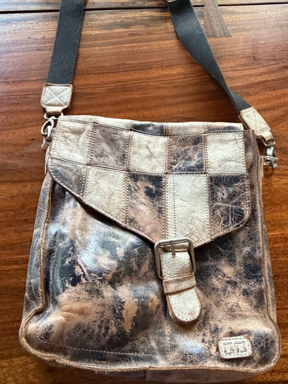 Bed|Stu Venice Beach crossbody leather handbag